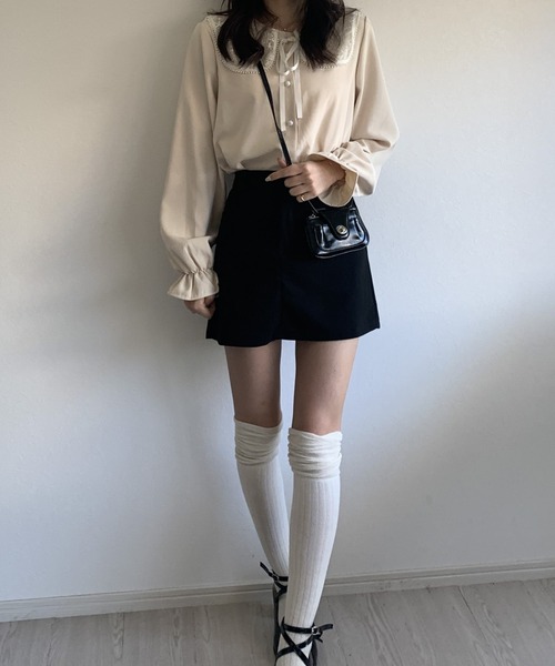 Silly(シリー)の「【可愛い春コーデに♪】ビッグレース衿キャンディスリーブブラウス(シャツ/ブラウス・レディース・アイボリー/グレー/ホワイト・SMALL/MEDIUM/LARGE)」の11枚目の写真