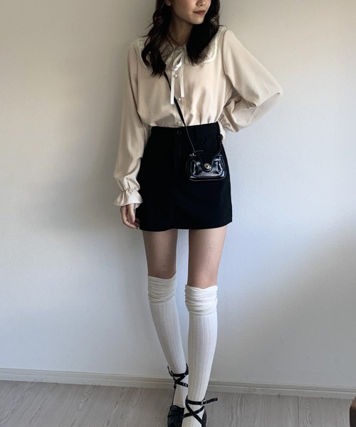 Silly(シリー)の「【可愛い春コーデに♪】ビッグレース衿キャンディスリーブブラウス(シャツ/ブラウス・レディース・アイボリー/グレー/ホワイト・SMALL/MEDIUM/LARGE)」の12枚目の写真