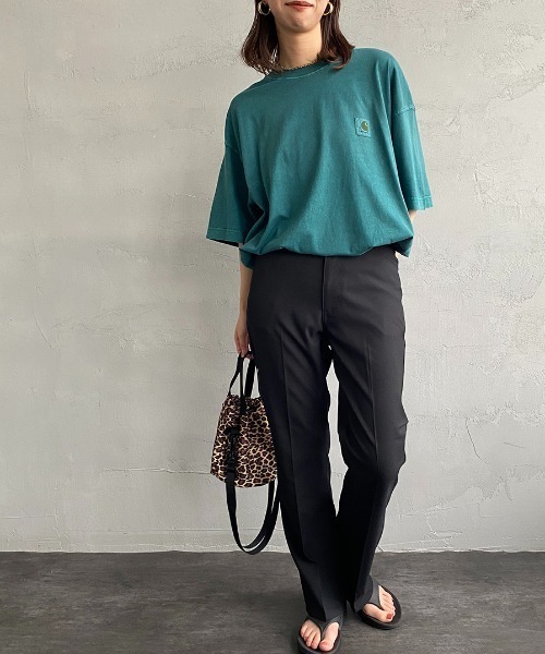 Carhartt WIP（カーハートダブリューアイピー）の「[carhartt WIP/カーハートダブリューアイピー] NELSON ワンポイントロゴ ピグメントTシャツ（Tシャツ/カットソー・レディース・サックスブルー/グリーン/ホワイト/ブラック・M/L/XS/S）」の3枚目の写真