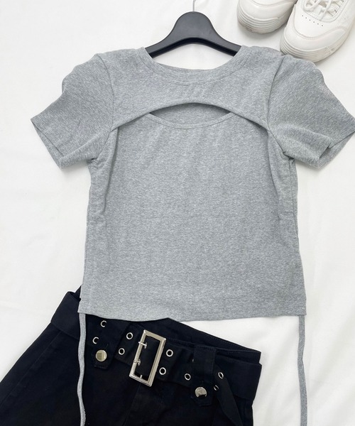 SPIGA（スピーガ）の「胸開きｻｲﾄﾞｼｬｰﾘﾝｸﾞTｼｬﾂ（Tシャツ/カットソー・レディース・グレー/ホワイト・FREE）」の3枚目の写真