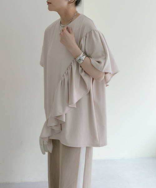 ear PAPILLONNER（イアパピヨネ）の「フリルTシャツ【SUM1 STYLE