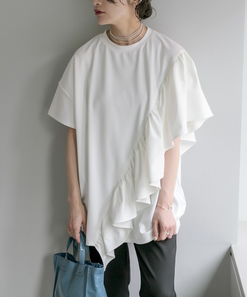 ear PAPILLONNER（イアパピヨネ）の「フリルTシャツ【SUM1 STYLE