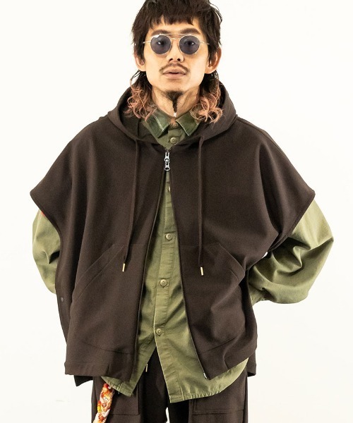 masterkey(マスターキー)の「mcg3265-COMFORT-HOODIE フーディーポンチョ(カーディガン/ボレロ・メンズ・サンドベージュ/ブラウン/ブラック・FREE)」の3枚目の写真