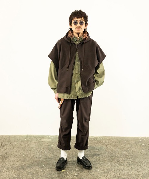 masterkey(マスターキー)の「mcg3265-COMFORT-HOODIE フーディーポンチョ(カーディガン/ボレロ・メンズ・サンドベージュ/ブラウン/ブラック・FREE)」の9枚目の写真