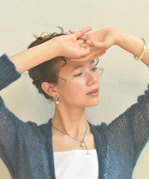 LHME（エルエイチエムイー）の「LHME チャンキーパールフープピアス/サージカルステンレス316L（金属アレルギー対応）（ピアス（両耳用）・レディース・シルバー/ゴールド・ONE SIZE）」の6枚目の写真