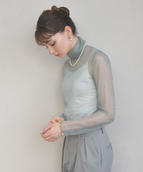 LHME（エルエイチエムイー）の「LHME チャンキーパールフープピアス/サージカルステンレス316L（金属アレルギー対応）（ピアス（両耳用）・レディース・シルバー/ゴールド・ONE SIZE）」の11枚目の写真