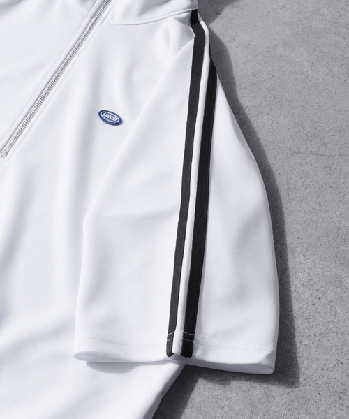 UNCORD（アンコード）の「【UNCORD】half zip loose fit tee jaket/ハーフジップルーズフィットティージャケット（Tシャツ/カットソー・メンズ・ブルー/グリーン/オフホワイト/ブラック・MEDIUM/LARGE/X-LARGE）」の11枚目の写真