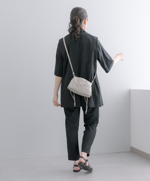 美品✨ear PAPILLONNER 巾着 レザー ハンドバッグ ショルダー 黒 美品】ear PAPILLONNER バックル巾着ショルダーバッグ S 黒