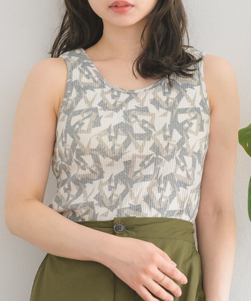 RETRO GIRL(レトロガール)の「柄テレコカップ付タンク(Tシャツ/カットソー・レディース・ブラウン系その他/ブルー系その他/グリーン系その他・FREE)」の3枚目の写真