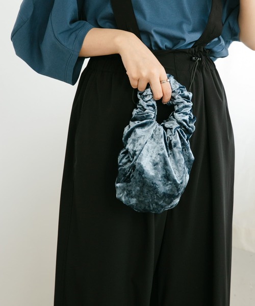 KBF（ケイビーエフ）の「ベロアギャザーミニBAG（ハンドバッグ・レディース・ブルー/ベージュ・ONE）」の9枚目の写真