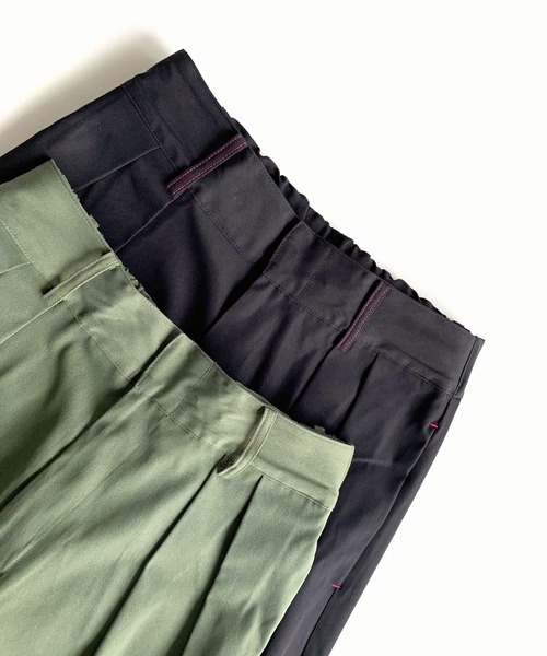 Q(キュー)の「カーブワイドパンツ(その他パンツ・レディース・ブラック/オリーブ・MEDIUM)」の6枚目の写真