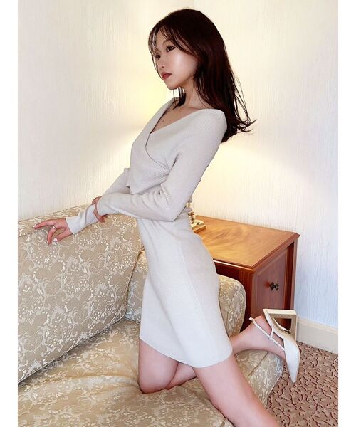 RESEXXY（リゼクシー）の「フロントクロスニットタイトワンピース（ワンピース・レディース・ブラック/ベージュ/ワイン・SMALL/MEDIUM）」の10枚目の写真