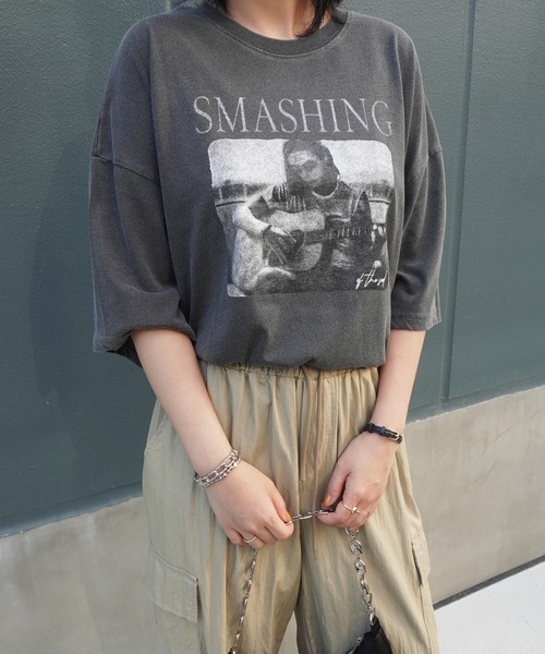 ARCHIVER（アーカイバ）の「【Bz】ギターフォトプリントユニセックスBIGTシャツ/プリントTシャツ(RZ)（Tシャツ/カットソー・メンズ・ブラック系その他/オフホワイト/ブラック・FREE）」の10枚目の写真