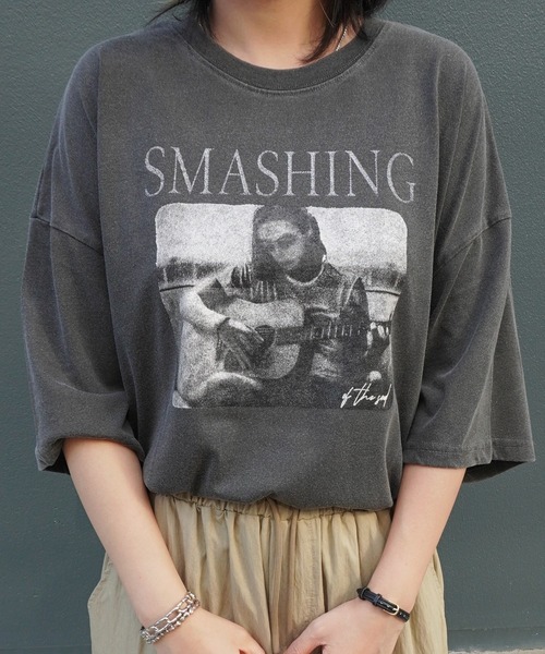 ARCHIVER（アーカイバ）の「【Bz】ギターフォトプリントユニセックスBIGTシャツ/プリントTシャツ(RZ)（Tシャツ/カットソー・メンズ・ブラック系その他/オフホワイト/ブラック・FREE）」の11枚目の写真