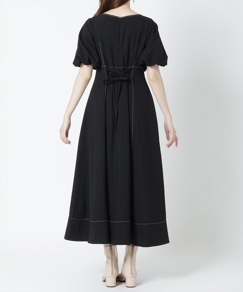 WILLSELECTION（ウィルセレクション）の「配色ステッチボリューム袖ワンピース（ワンピース・レディース・カーキ/ブラック/オレンジ・MEDIUM）」の5枚目の写真