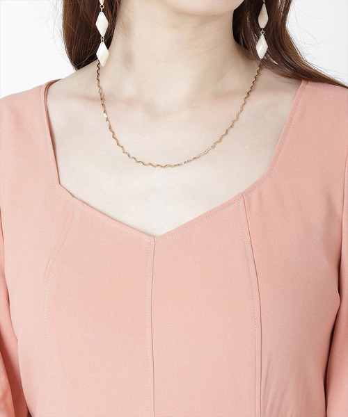 WILLSELECTION（ウィルセレクション）の「配色ステッチボリューム袖ワンピース（ワンピース・レディース・カーキ/ブラック/オレンジ・MEDIUM）」の20枚目の写真