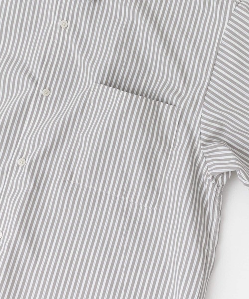 URBAN RESEARCH DOORS（アーバンリサーチドアーズ）の「『イージーケア』コットンタッチルーズストライプシャツ（シャツ/ブラウス・メンズ・ブラウン系その他/ブルー系その他/グリーン系その他・MEDIUM/LARGE）」の6枚目の写真