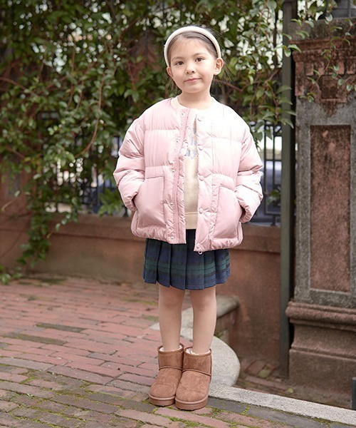 Lycee mine（リセマイン）の「【万能アウター】マフラー付きパフジャケット（ブルゾン・キッズ・サックスブルー/アイボリー/ベージュ/カーキ/ブラック/ピンク/マスタード・150cm/130cm/140cm/100cm/110cm/120cm）」の18枚目の写真