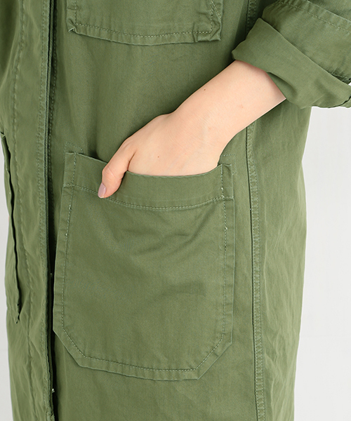 B:MING by BEAMS（ビーミングバイビームス）の「ビーミング by ビームス / ツイルショップコート（ミリタリージャケット・レディース・スミクロ/カーキ・MEDIUM/SMALL）」の3枚目の写真