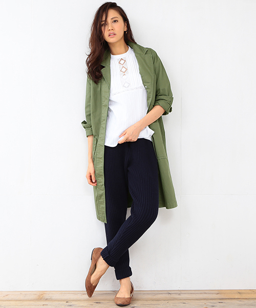 B:MING by BEAMS（ビーミングバイビームス）の「ビーミング by ビームス / ツイルショップコート（ミリタリージャケット・レディース・スミクロ/カーキ・MEDIUM/SMALL）」の15枚目の写真