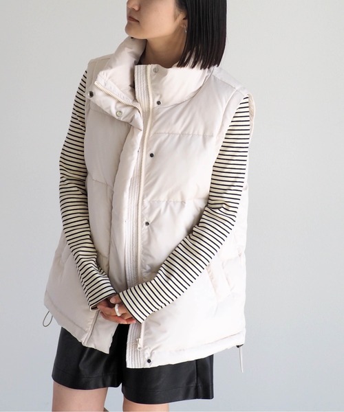 cepo（セポ）の「エアコンダウン ハイネックパデットベスト（ダウンベスト・レディース・ブラック/オフホワイト・M）」の7枚目の写真