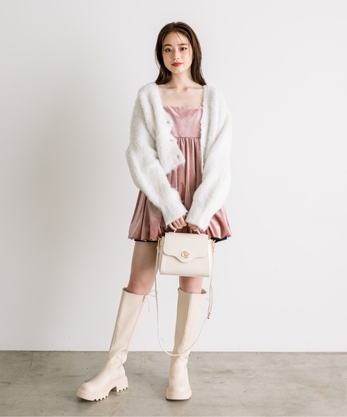 OLIVE des OLIVE(オリーブデオリーブ)の「エンブレム付きフラップショルダー 1032120140(ショルダーバッグ・レディース・ピンク/ブラック/アイボリー・FREE)」の8枚目の写真