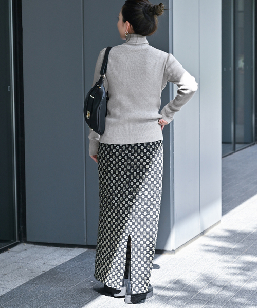 B.C STOCK(ベーセーストック)の「《追加》タートルリブニット(ニット/セーター・レディース・ブラック/オレンジ系その他/グリーン/ホワイト/ブルー/グレー・FREE)」の20枚目の写真