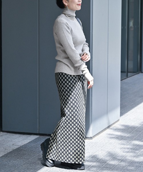 B.C STOCK(ベーセーストック)の「《追加》タートルリブニット(ニット/セーター・レディース・ブラック/オレンジ系その他/グリーン/ホワイト/ブルー/グレー・FREE)」の21枚目の写真