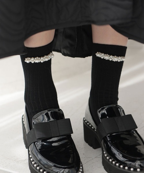 DONOBAN（ドノバン）の「ビジューソックス（ソックス/靴下・レディース・ホワイト/ブラック系その他/ブラック/アイボリー・22-24cm）」の4枚目の写真