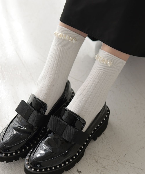 DONOBAN（ドノバン）の「ビジューソックス（ソックス/靴下・レディース・ホワイト/ブラック系その他/ブラック/アイボリー・22-24cm）」の3枚目の写真