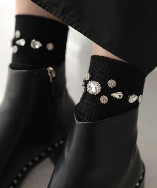 DONOBAN（ドノバン）の「ビジューソックス（ソックス/靴下・レディース・ホワイト/ブラック系その他/ブラック/アイボリー・22-24cm）」の11枚目の写真