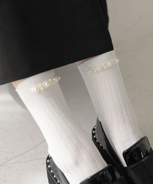 DONOBAN（ドノバン）の「ビジューソックス（ソックス/靴下・レディース・ホワイト/ブラック系その他/ブラック/アイボリー・22-24cm）」の13枚目の写真
