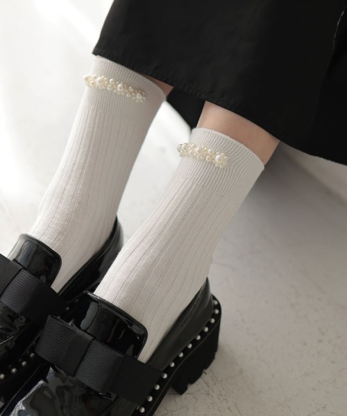 DONOBAN（ドノバン）の「ビジューソックス（ソックス/靴下・レディース・ホワイト/ブラック系その他/ブラック/アイボリー・22-24cm）」の14枚目の写真