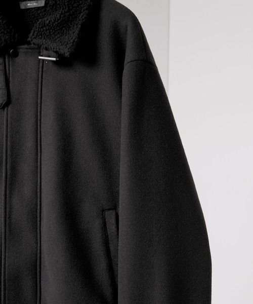 Alfred Alex（アルフレッドアレックス）の「【Alfred Alex】ボア×フェイクメルトンルーズブルゾン（ムートンコート・メンズ・オフホワイト/ブラック/オリーブ・M/L）」の9枚目の写真