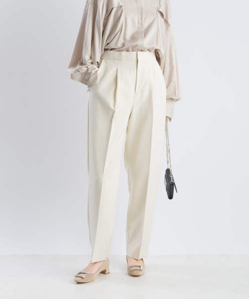 PICCIN(ピッチン)の「【セットアップ可能】ツインクロスワンタックパンツ(スーツパンツ・レディース・ベージュ/ブラック・M/L)」の1枚目の写真