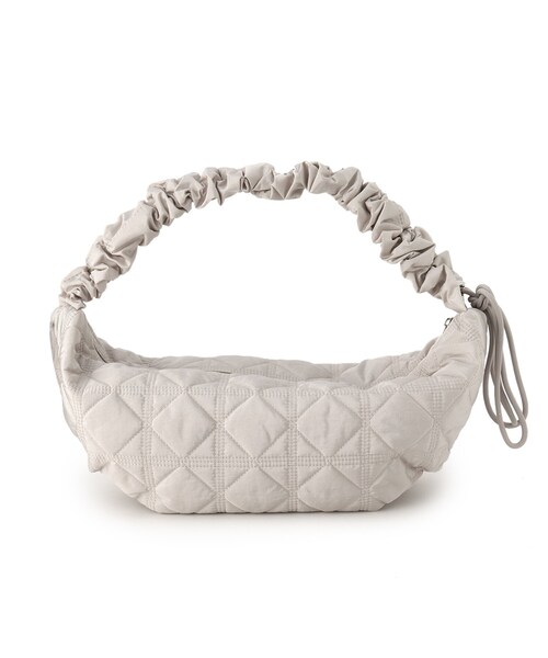 OPAQUE.CLIP（オペークドットクリップ）の「◆【軽量/長さ調整可能2WAY】フリルハンドルキルティングショルダーバッグ（ショルダーバッグ・レディース・ブラック/グリーン系/ライトグレー・00）」の7枚目の写真