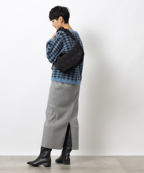 OPAQUE.CLIP（オペークドットクリップ）の「◆【軽量/長さ調整可能2WAY】フリルハンドルキルティングショルダーバッグ（ショルダーバッグ・レディース・ブラック/グリーン系/ライトグレー・00）」の17枚目の写真