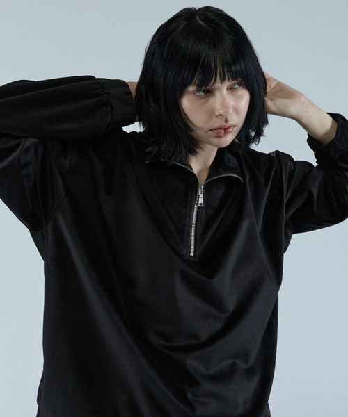 medium sportswear ベルベットハーフジップ