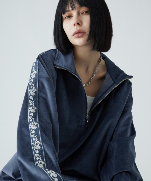 VELNUS（ベルナス）の「【VELNUS】Sideline velor half-zip pullover/サイドラインベロアハーフジッププルオーバー（スウェット・メンズ・ライトグレー/ブラック/ダークブルー/ホワイト/ブルー・S/L/M）」の13枚目の写真