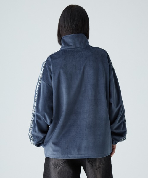 VELNUS（ベルナス）の「【VELNUS】Sideline velor half-zip pullover/サイドラインベロアハーフジッププルオーバー（スウェット・メンズ・ライトグレー/ブラック/ダークブルー/ホワイト/ブルー・S/L/M）」の19枚目の写真