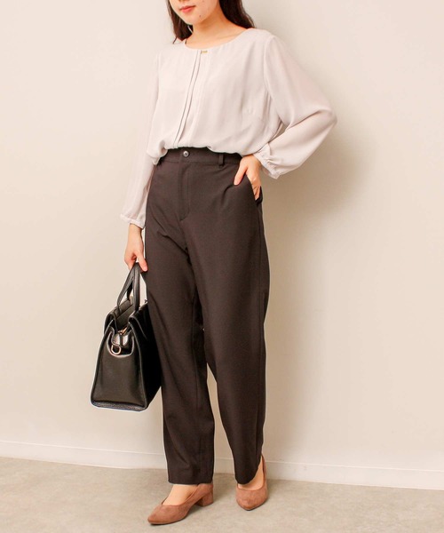 fleur by mint breeze(フルールバイミントブリーズ)の「【L~5L 大きいサイズ】シフォン ジョーゼット ピンタック 長袖 ブラウス オフィス(シャツ/ブラウス・レディース・オフホワイト/ライトグレー・3L/LL/L/5L/4L)」の14枚目の写真