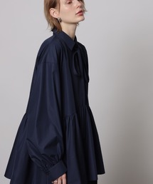 CADUNE カデュネ　ボウ付きチュニックシャツ ブラウス　リボン CADUNE（カデュネ）の「ボウ付きシャツチュニック（シャツ