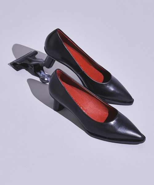 piu comoda（ピュコモダ）の「(piu comoda)ポインテッドパンプス（パンプス・レディース・ブラック/ピンク/シルバー・38/36/37）」の13枚目の写真