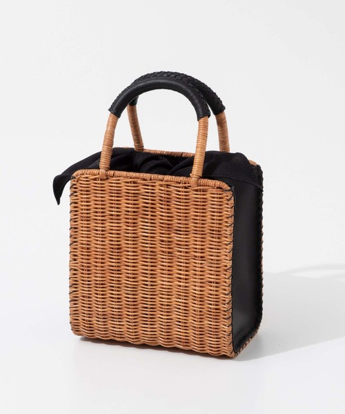 The Bagmati（ザバグマティ）の「BAGMATI LEATHER HANDLE BASKET