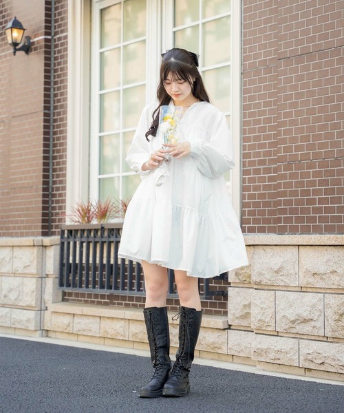 mimi toujours（ミミトゥジュール）の「キーネック ティアード ミニ ワンピース mimi toujours×Naoka（ワンピース・レディース・ホワイト/ブラック・M）」の5枚目の写真