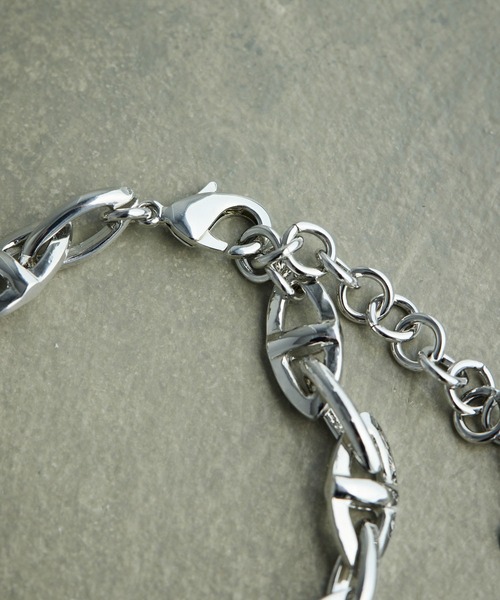 ear PAPILLONNER（イアパピヨネ）の「CHUNKY CHAIN BRACELET