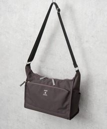 anello | CABIN キャビン 撥水加工 10ポケット 大きめ ショルダーバッグ A5対応(ショルダーバッグ)