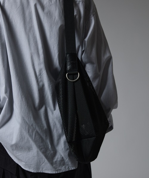 meltum（メルタム）の「MESH SHOULDER BAG（ショルダーバッグ）」 - WEAR