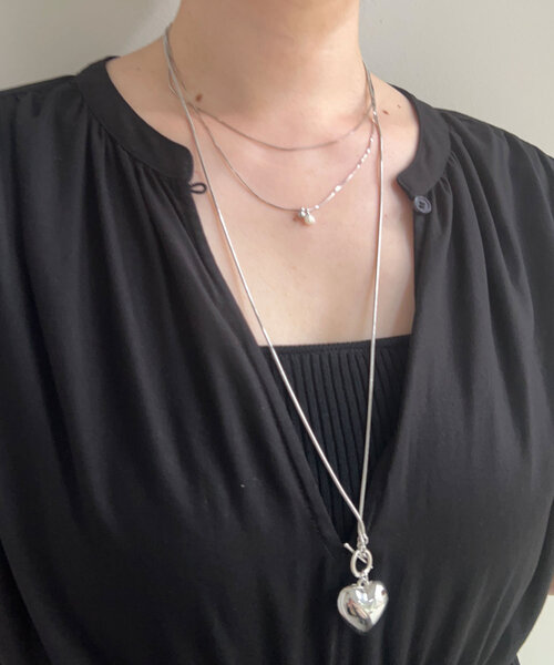 SHENERY（シーナリー）の「ハートネックレス（ネックレス・レディース・シルバー・FREE）」の4枚目の写真