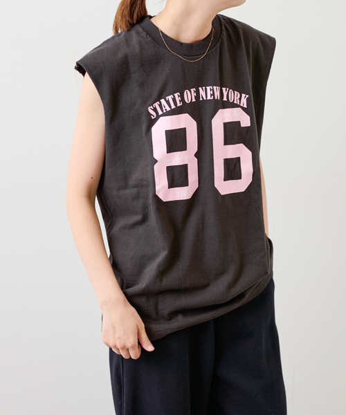 U by SPICK&SPAN(ユーバイスピックアンドスパン)の「【SCREEN STARS/スクリーンスターズ】別注ロゴN/S TEE(Tシャツ/カットソー・レディース・ピンク/ブラック系その他/レッド/ライトグレー・FREE)」の7枚目の写真